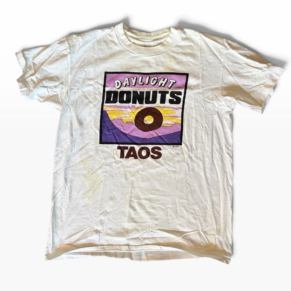 Taos Men's White and Cream T-shirt